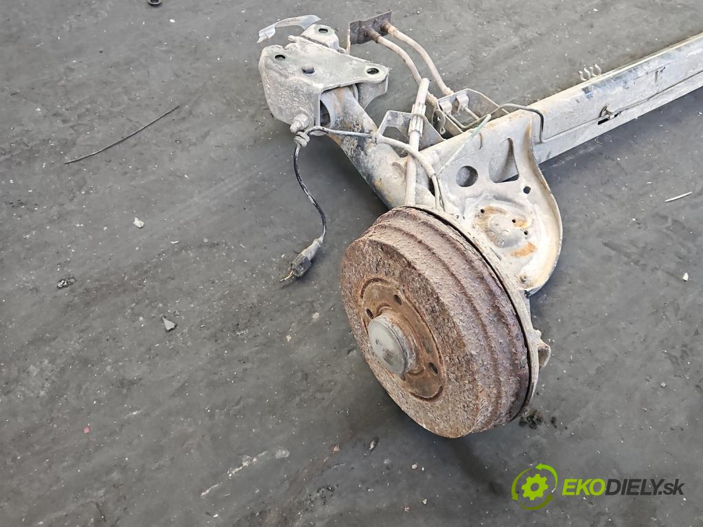 Renault Modus 1.5 dci 86 hp manual 63 kW 1461 cm3 5- zadní výztuha  (Zadní výztuha)