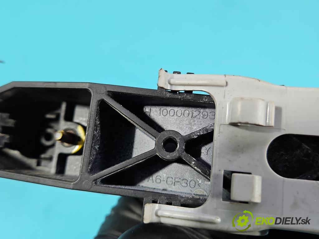 Kia Venga 1.4 16V 90 HP manual 66.2 kW 1396 cm3 5- rukoväť predné ľavé mimo: 100001293 (Kľučka dverí vonkajšia predná ľavá)