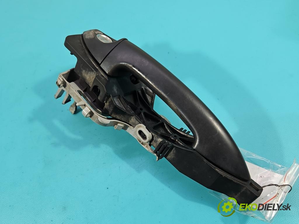 Kia Venga 1.4 16V 90 HP manual 66.2 kW 1396 cm3 5- rukoväť predné ľavé mimo: 100001293 (Kľučka dverí vonkajšia predná ľavá)