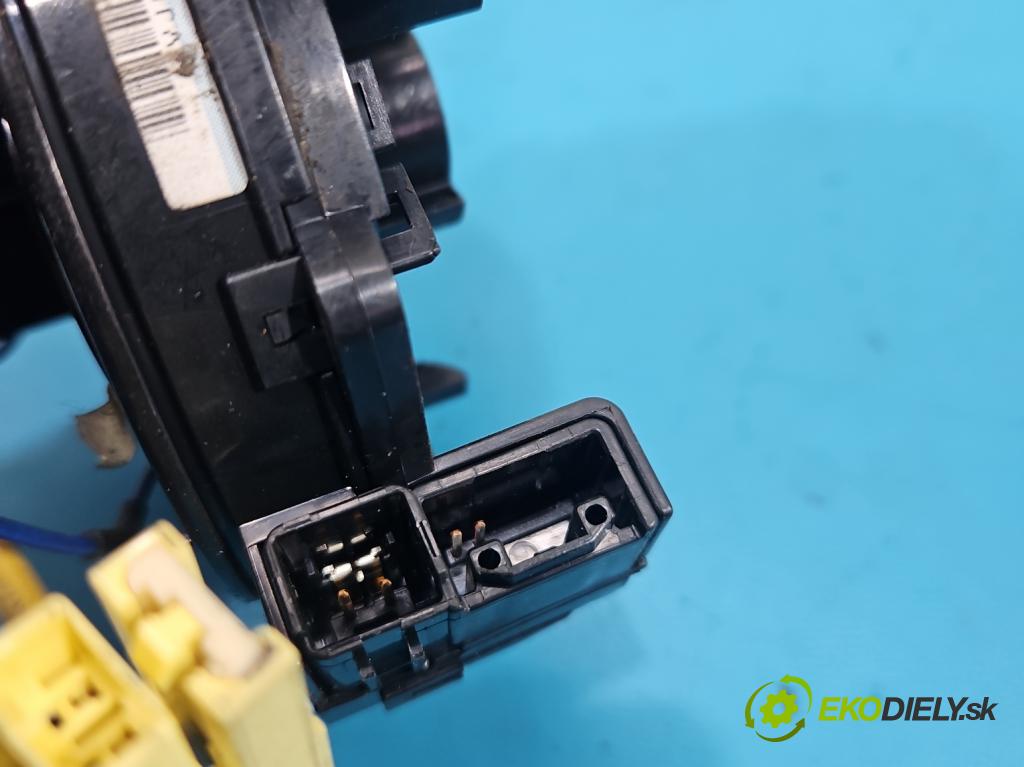 Toyota Avensis Verso 2001-2009 2.0 vvti 150 hp manual 110 kW 1998 cm3 5- polštáře: vzduchové soubor: