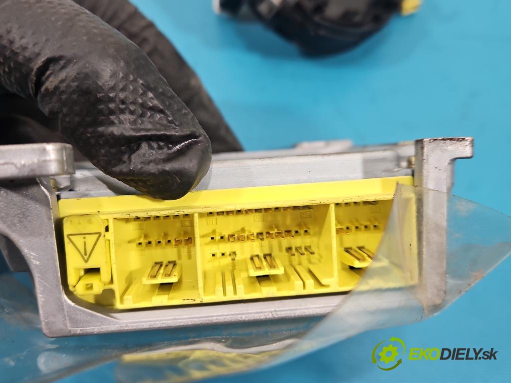 Toyota Avensis Verso 2001-2009 2.0 vvti 150 hp manual 110 kW 1998 cm3 5- polštáře: vzduchové soubor: