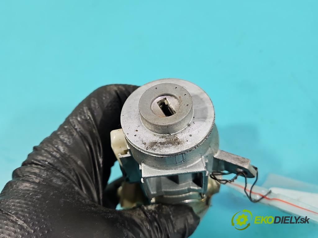 Toyota Avensis Verso 2001-2009 2.0 vvti 150 HP manual 110 kW 1998 cm3 5- Spínačka 45020-28-7 (Spínacia skrinka)