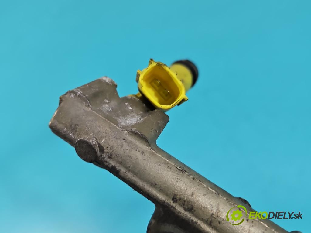 Toyota Avensis Verso 2001-2009 2.0 vvti 150 HP manual 110 kW 1998 cm3 5- vstrek 23250-28050 (Vstrekovač paliva)