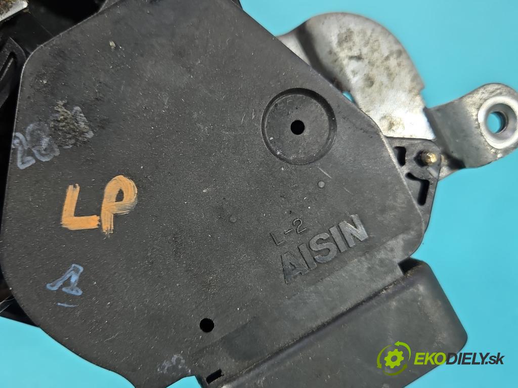 Toyota Avensis Verso 2001-2009 2.0 vvti 150 HP manual 110 kW 1998 cm3 5- zámok predné ľavý