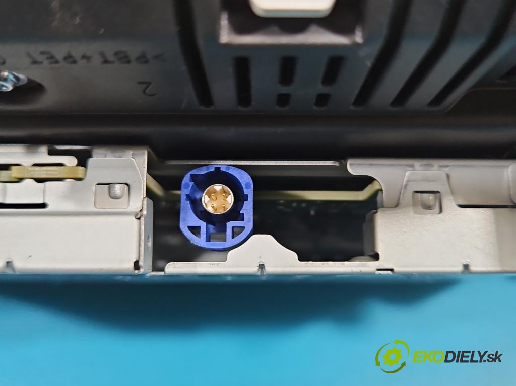 Bmw 5 G30 2017-2024 2.0d 190 HP automatic 140 kW 1995 cm3 4- prístrojovka/ budíky 8782631 (Prístrojová doska)