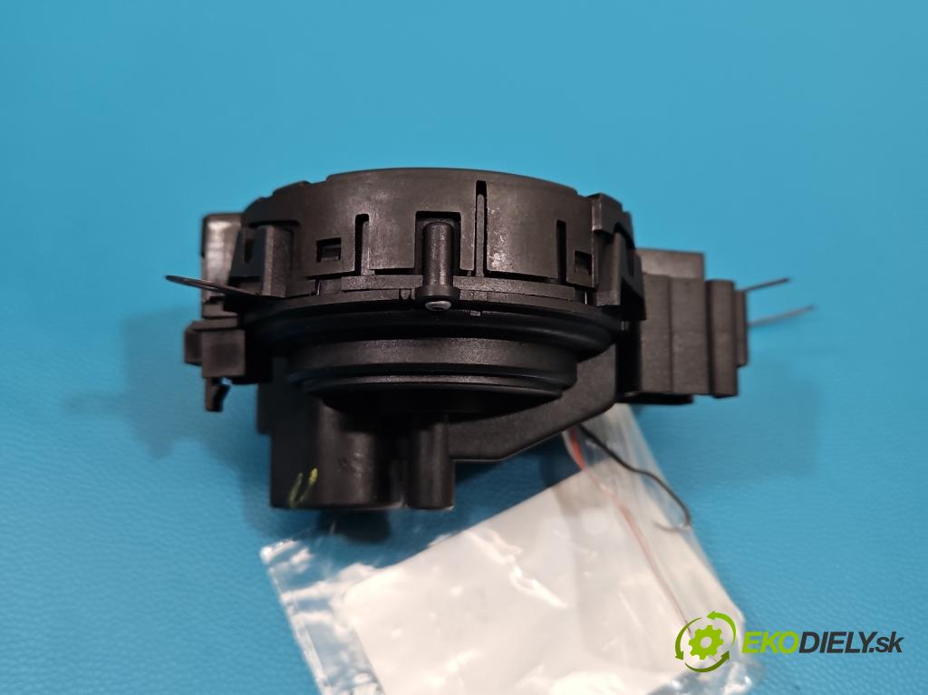 Volvo S40 II 2004-2012 1.8 16V 125 HP manual 92 kW 1798 cm3 4- Spínačka 30768036 (Spínacia skrinka)