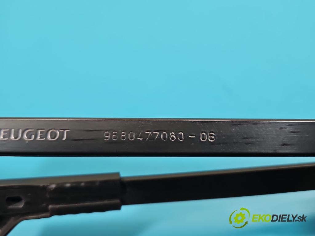 Peugeot 308 I 2007-2013 1.6 hdi 90 hp manual 66 kW 1560 cm3 5- rameno stěrače přední komplet 9680477080
