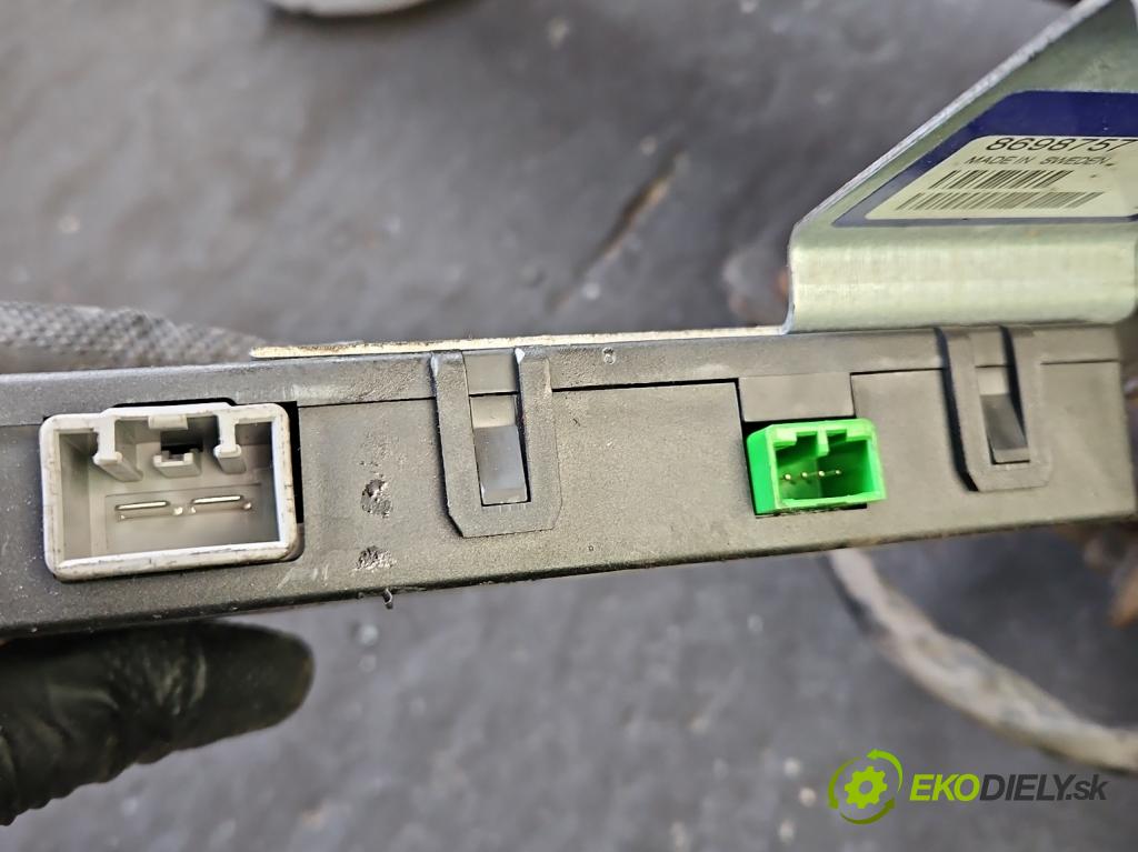 Volvo S40 II 2004-2012 1.8 16V 125 hp manual 92 kW 1798 cm3 4- oko tažné 8698475 (Tažné zařízení)