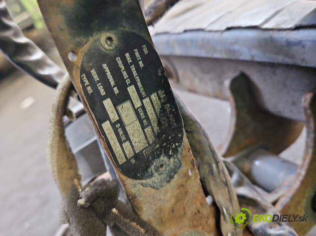 Volvo S40 II 2004-2012 1.8 16V 125 hp manual 92 kW 1798 cm3 4- oko tažné 8698475 (Tažné zařízení)