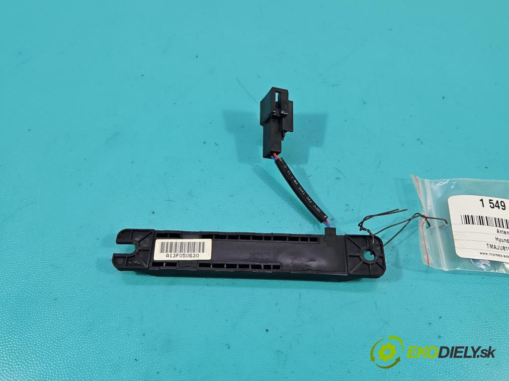 Hyundai Ix35 2.0 CRDI 136 HP manual 100 kW 1995 cm3 5- Antena 95420-2S310