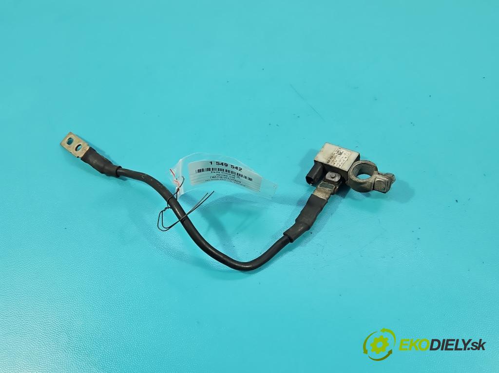 Hyundai Ix35 2.0 CRDI 136hp manual 100 kW 1995 cm3 5- kontakt mínus: 37180-2S200