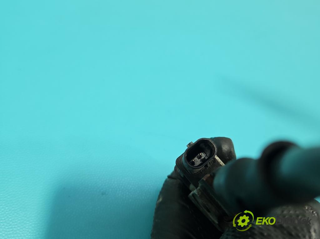 Hyundai Ix35 2.0 CRDI 136hp manual 100 kW 1995 cm3 5- kontakt mínus: 37180-2S200