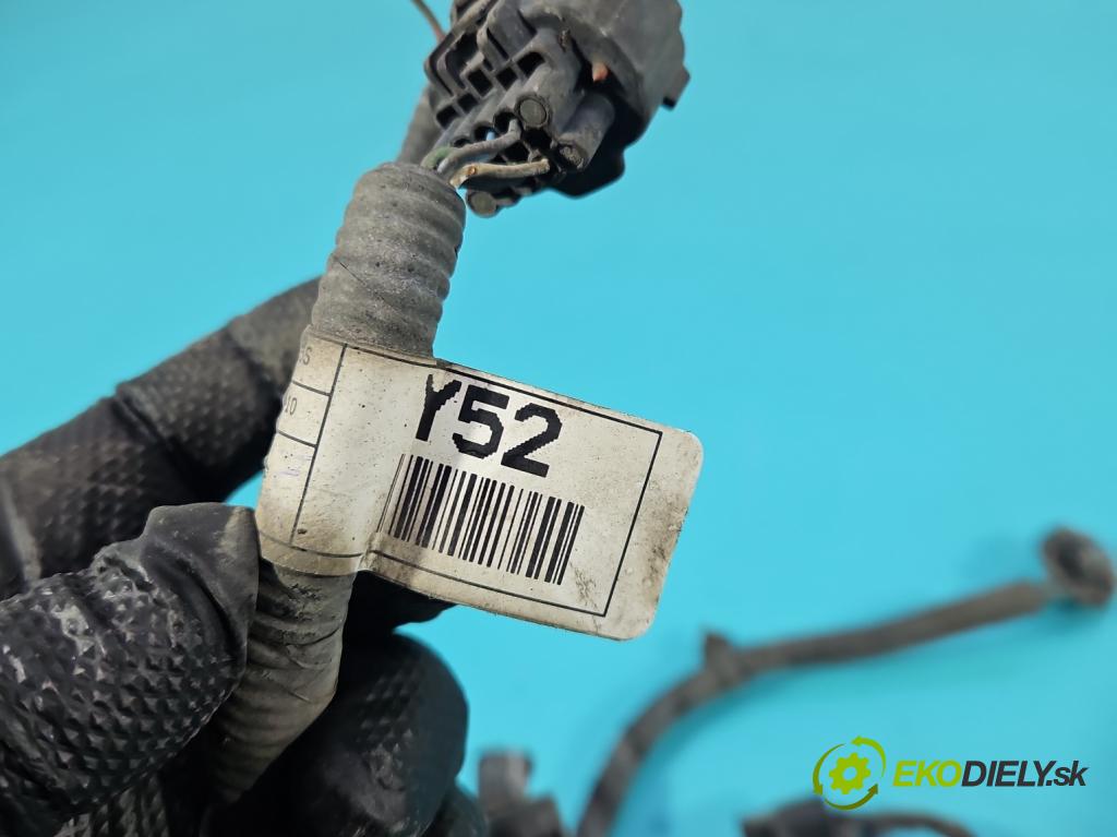 Hyundai Ix35 2.0 CRDI 136 HP manual 100 kW 1995 cm3 5- Zväzok: nárazník zadné 91890-2Y520