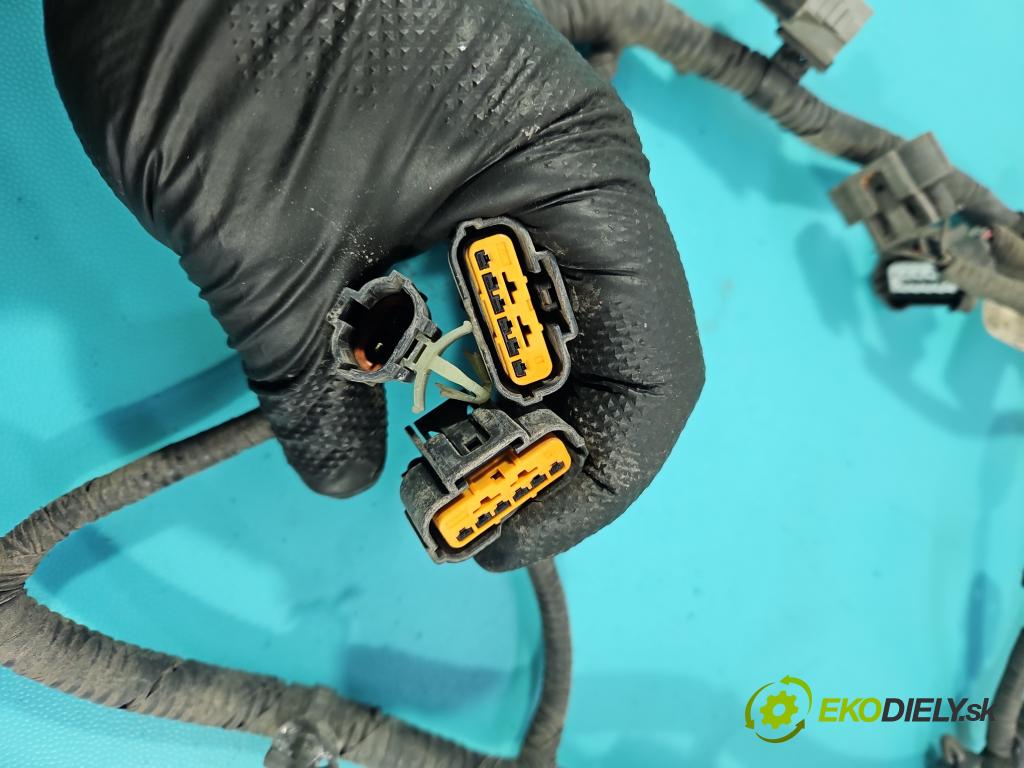 Hyundai Ix35 2.0 CRDI 136 HP manual 100 kW 1995 cm3 5- Zväzok: nárazník zadné 91890-2Y520