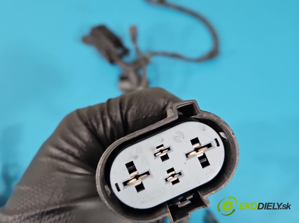 Hyundai I30 III 2016- 2.0 16V 280KM: automatic 206 kW 1998 cm3 5- skrinka poistka 91250-S0110 (Poistková skrinka)