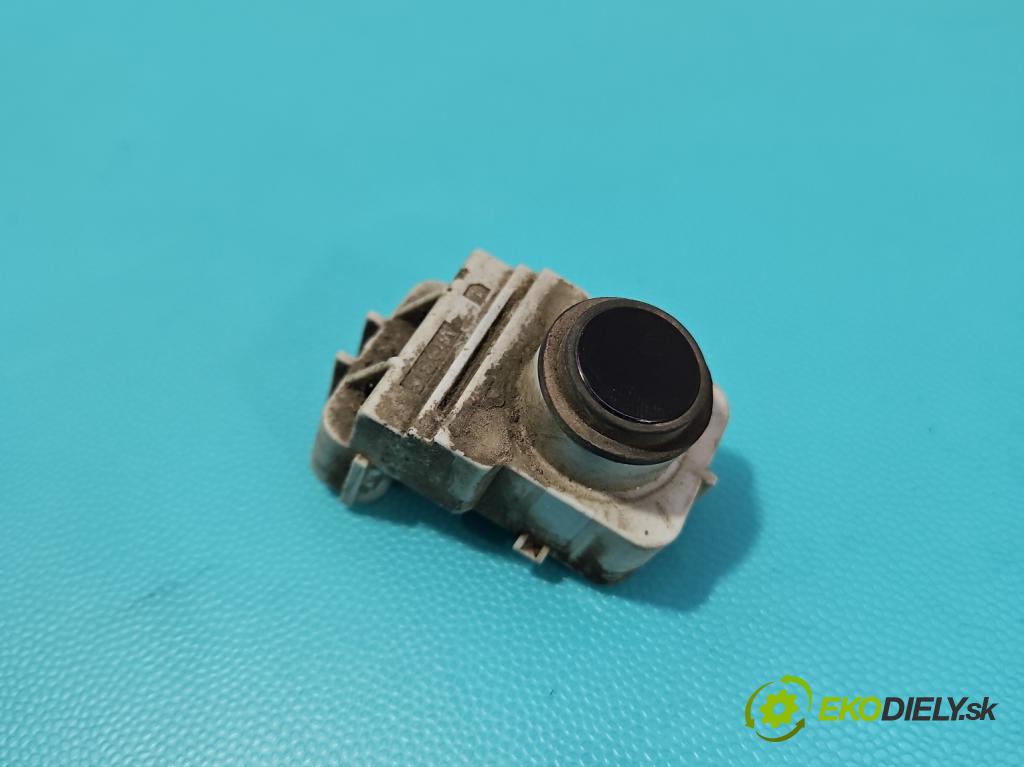 Hyundai Ix35 2.0 CRDI 136 HP manual 100 kW 1995 cm3 5- snímač parkovaní: 95720-2S100