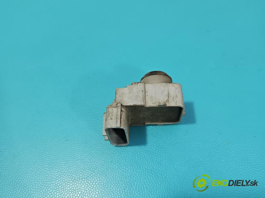 Hyundai Ix35 2.0 CRDI 136 HP manual 100 kW 1995 cm3 5- snímač parkovaní: 95720-2S100