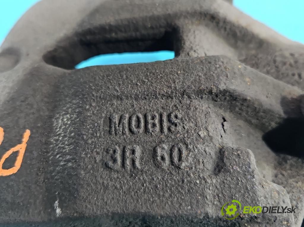 Hyundai Ix35 2.0 CRDI 136 HP manual 100 kW 1995 cm3 5- brzdič predné ľavý  (Kľučka dverí ostatné)