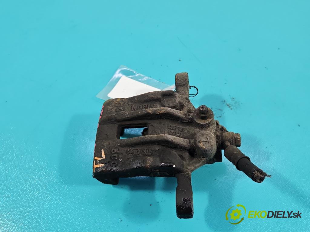 Hyundai Ix35 2.0 CRDI 136hp manual 100 kW 1995 cm3 5- brzdič zadní levý  (Klika dveří ostatní)