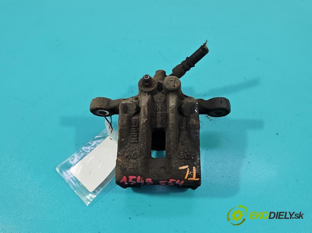 Hyundai Ix35 2.0 CRDI 136hp manual 100 kW 1995 cm3 5- brzdič zadní levý  (Klika dveří ostatní)