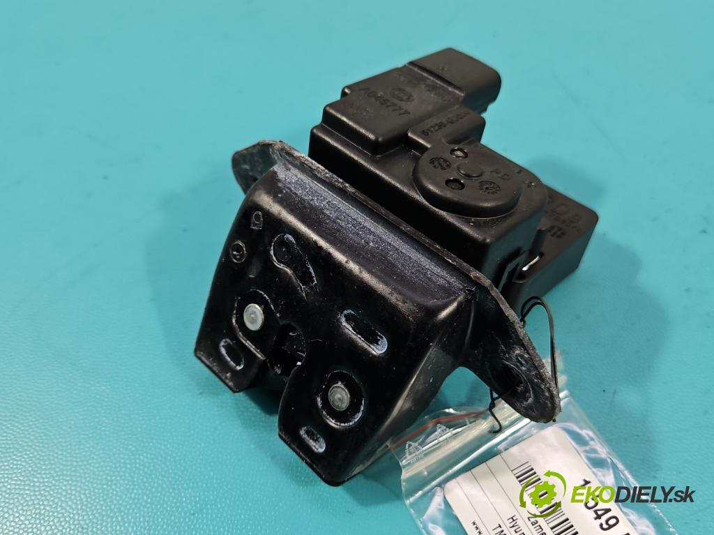 Hyundai I30 III 2016- 2.0 16V 280KM: automatic 206 kW 1998 cm3 5- zámok kufrové dvere zadné 81230-G3000