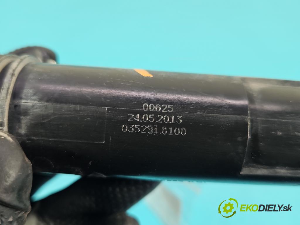 Hyundai Ix35 2.0 CRDI 136hp manual 100 kW 1995 cm3 5- ostřikovač reflektor: levý  (Motorek ostřikovačů)