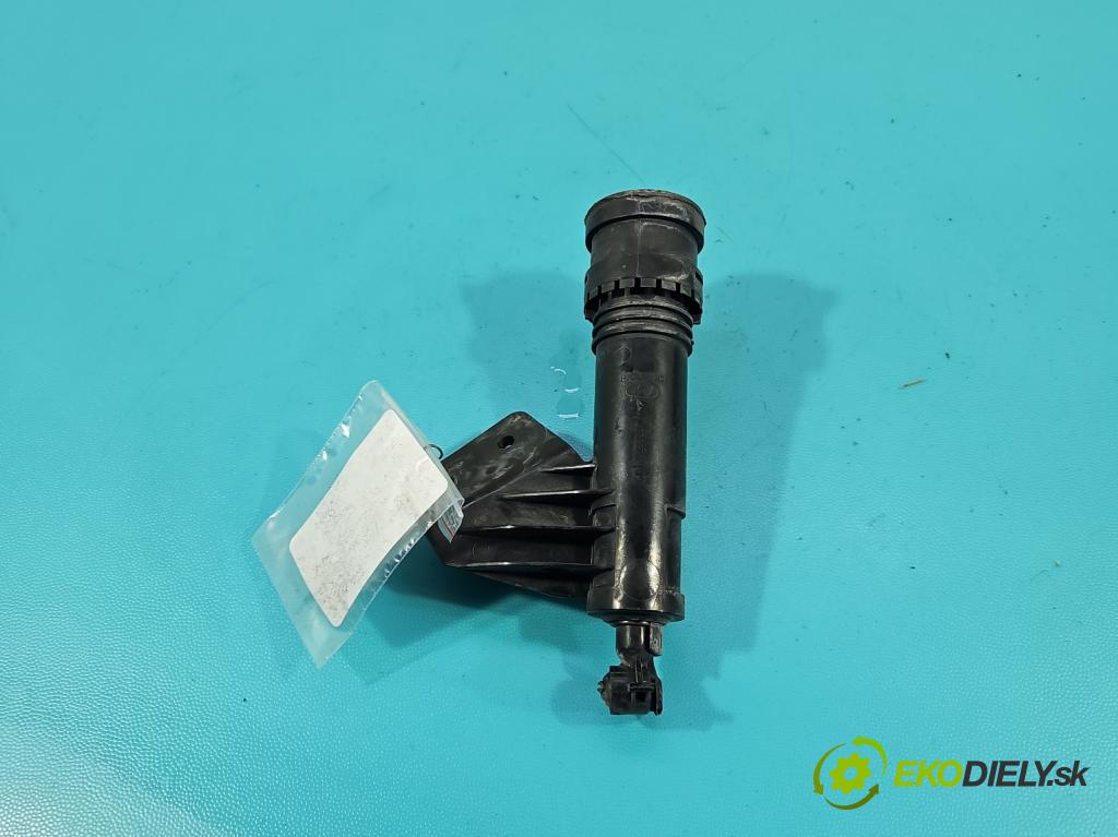 Hyundai Ix35 2.0 CRDI 136hp manual 100 kW 1995 cm3 5- ostřikovač reflektor: levý  (Motorek ostřikovačů)