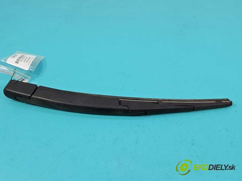 Hyundai I30 III 2016- 2.0 16V 280KM automatic 206 kW 1998 cm3 5- rameno stěrače zadní 