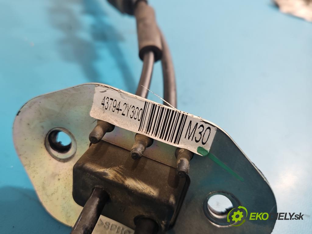 Hyundai Ix35 2.0 CRDI 136 HP manual 100 kW 1995 cm3 5- Páka: Změny: stupeň,rýchlosť 43700-2SXXX (Rýchlostná páka (kulisa))