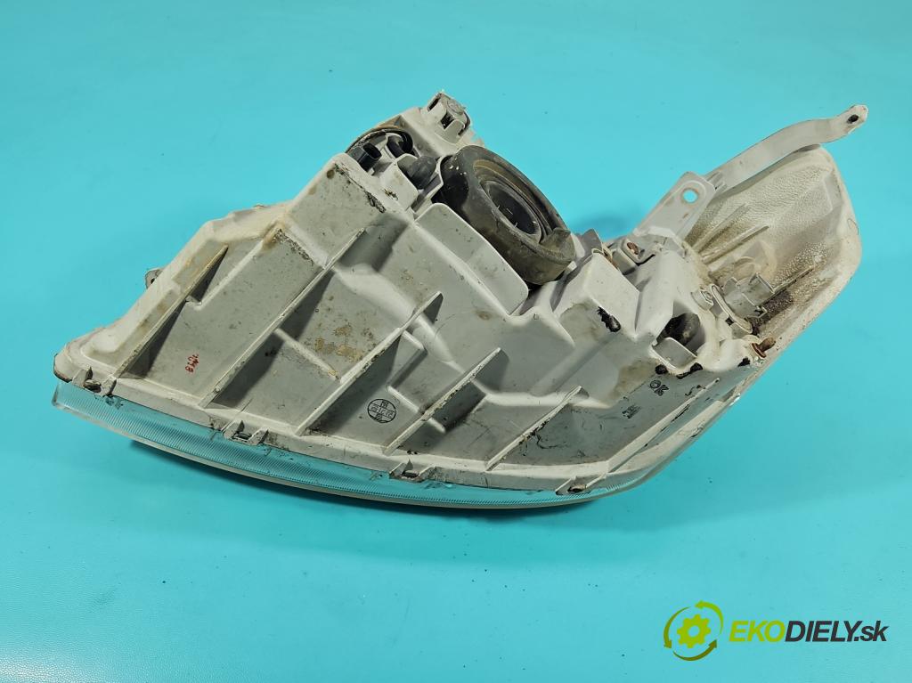 Chevrolet Aveo T250 2006-2011 1.2 16V 84KM manual 62 kW 1206 cm3 3- Reflektor: pravý  (Svetlo predné pravé)