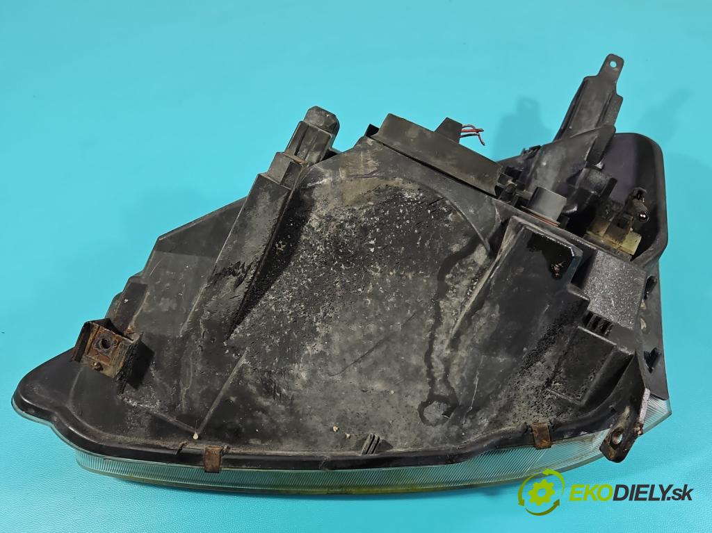 Honda Civic VII 2000-2006 1.6 16V 110 HP manual 81 kW 1590 cm3 3- Reflektor: pravý 0301193312 (Svetlo predné pravé)