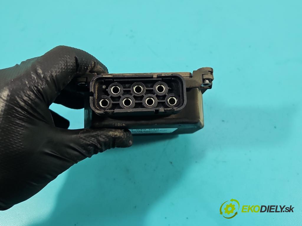 Vw Passat B6 2005-2010 1.9 tdi 105 HP manual 77 kW 1896 cm3 5- ventil magnetické: 3C0906625 (Ventil ostatné)