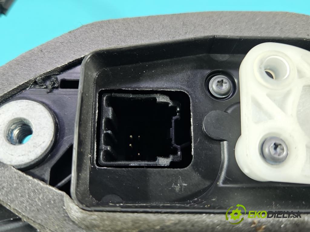 Opel Insignia B 2017-2022 2.0 cdti 209KM automatic 154 kW 1956 cm3 5- zámek přední pravý 915-C3039072-18S