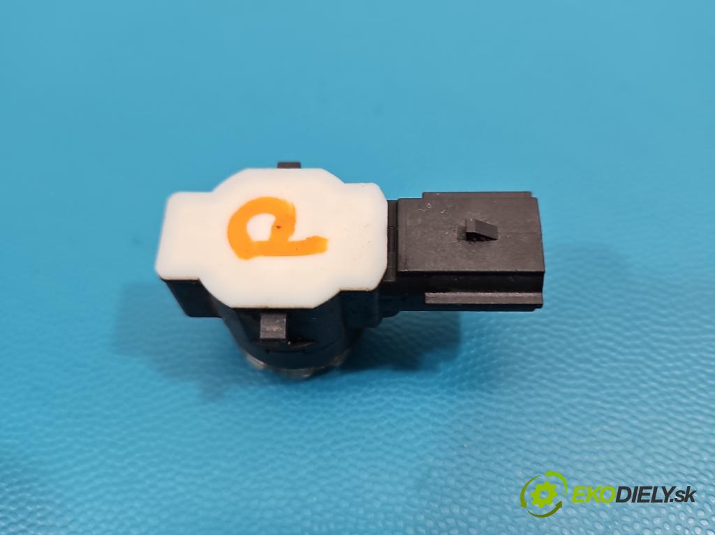 Opel Insignia B 2017-2022 2.0 cdti 209KM automatic 154 kW 1956 cm3 5- snímač parkovaní: 39022835