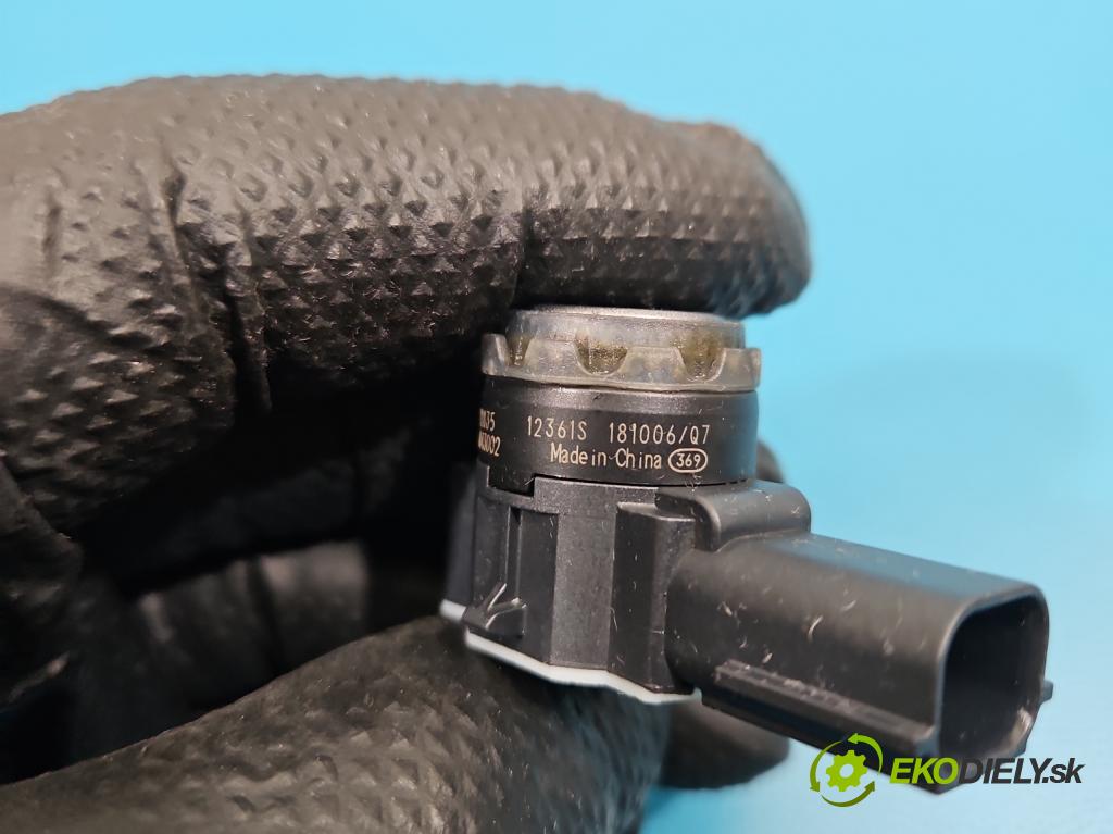 Opel Insignia B 2017-2022 2.0 cdti 209KM automatic 154 kW 1956 cm3 5- snímač parkovaní: 39022835