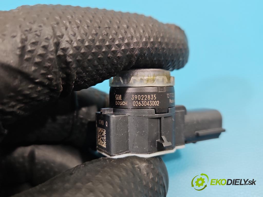 Opel Insignia B 2017-2022 2.0 cdti 209KM automatic 154 kW 1956 cm3 5- snímač parkovaní: 39022835