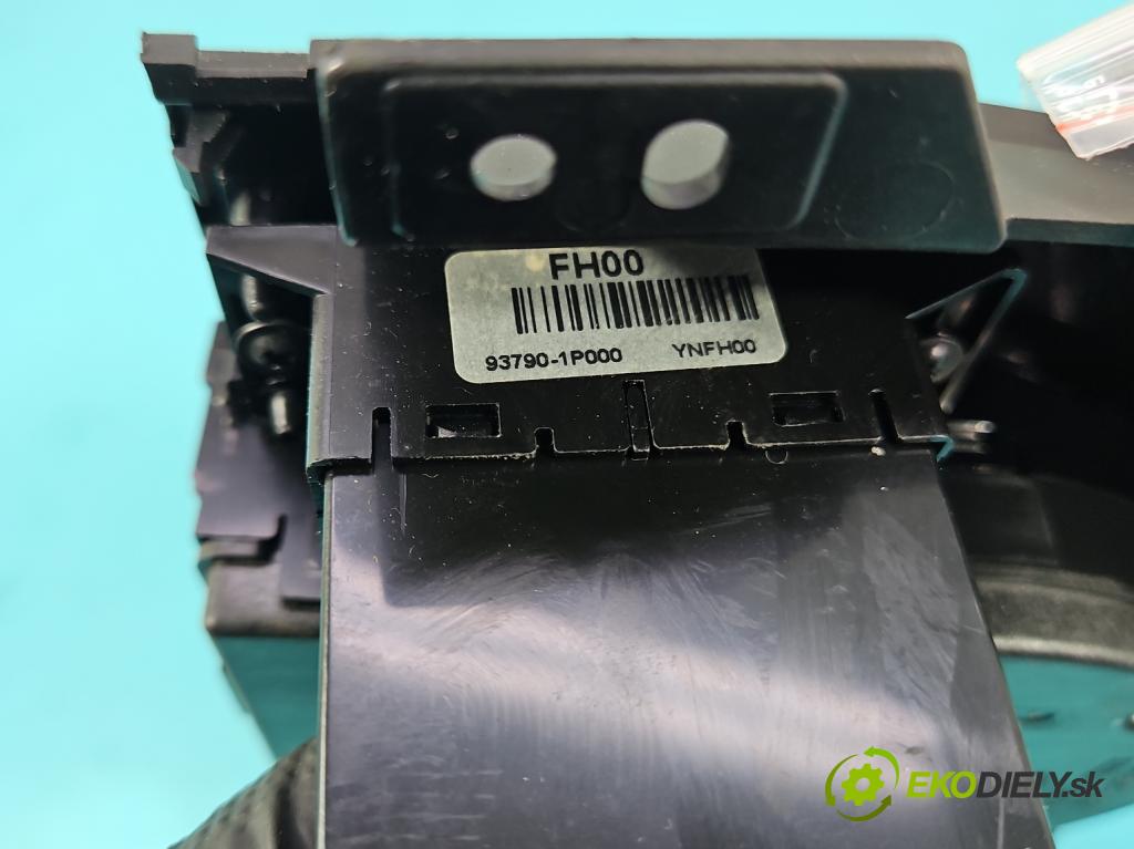 Kia Venga 1.4 16V 90 HP manual 66.2 kW 1396 cm3 5- panel kúrenia 97250-1P050