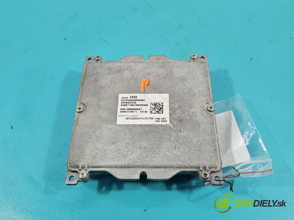 Opel Insignia B 2017-2022 2.0 cdti 209KM automatic 154 kW 1956 cm3 5- měnič xenon 39102898 (Řídící jednotka xenonu)