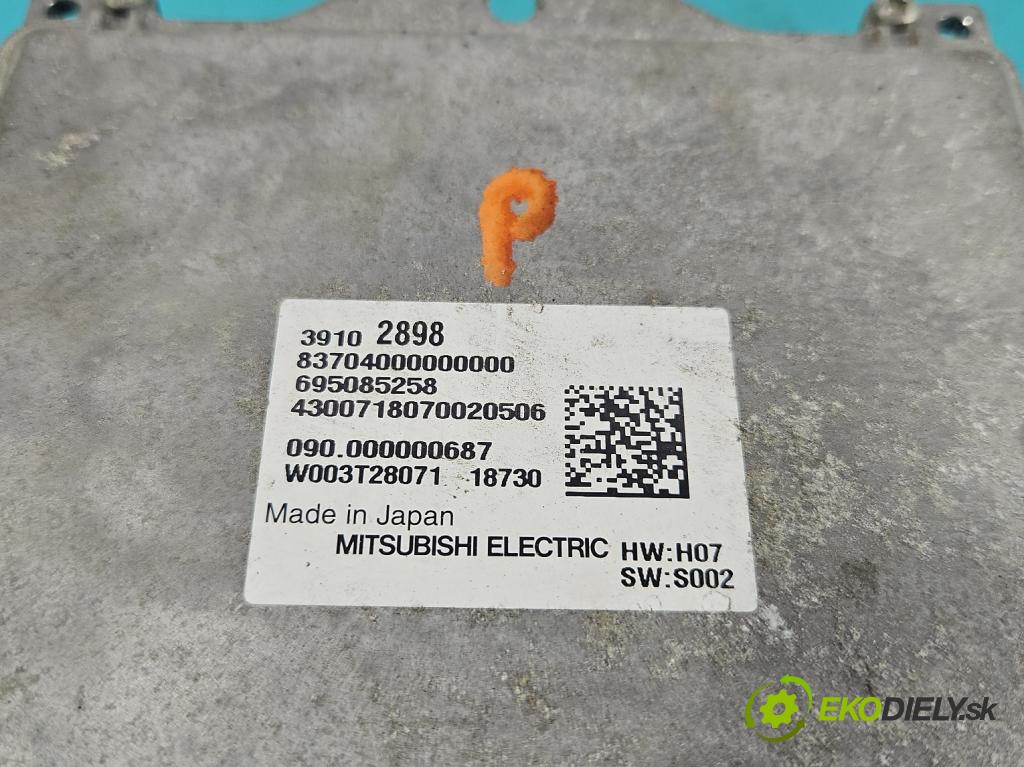 Opel Insignia B 2017-2022 2.0 cdti 209KM automatic 154 kW 1956 cm3 5- měnič xenon 39102898 (Řídící jednotka xenonu)