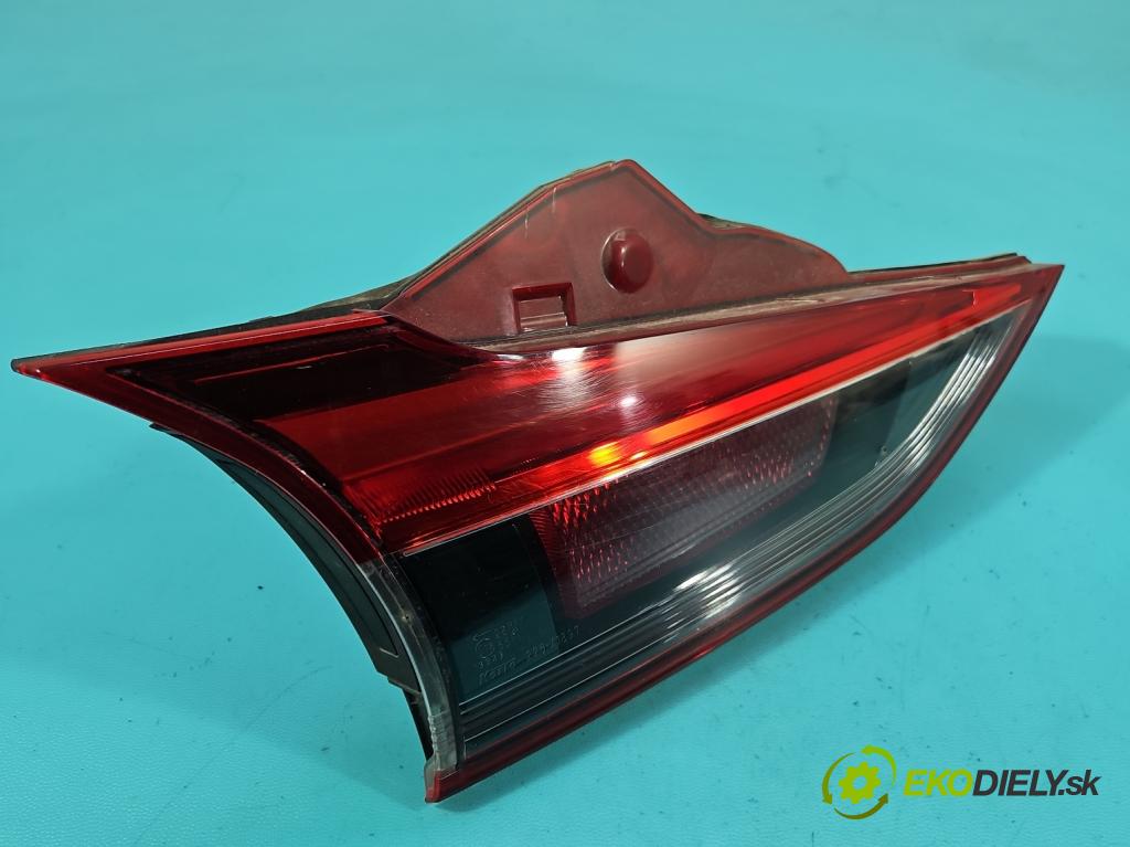 Mazda 6 III GJ 2012-2024 2.0 16V 145 HP automatic 107 kW 1998 cm3 5- svetlo / reflektor zadné ľavé  (Kľučka dverí ostatné)