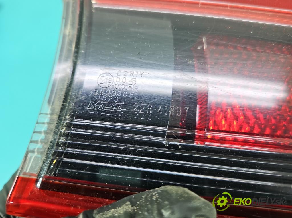 Mazda 6 III GJ 2012-2024 2.0 16V 145 HP automatic 107 kW 1998 cm3 5- svetlo / reflektor zadné ľavé  (Kľučka dverí ostatné)