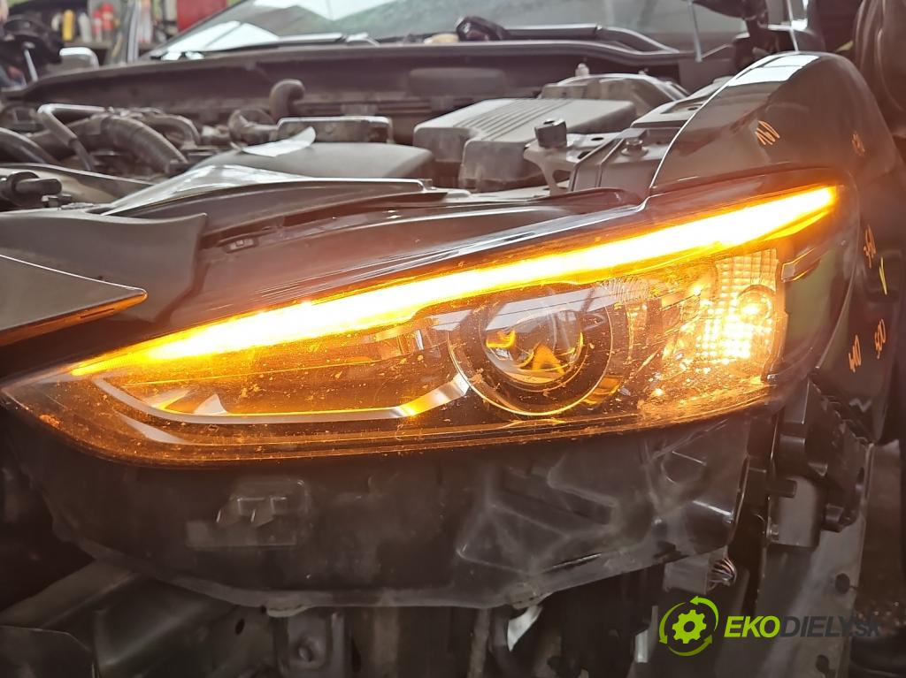 Mazda 6 III GJ 2012-2024 2.0 16V 145 HP automatic 107 kW 1998 cm3 5- Reflektor: ľavý GRF5-51040 (Kľučka dverí ostatné)