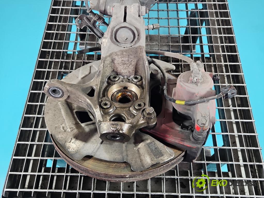 Hyundai I30 III 2016- 2.0 16V 280KM automatic 206 kW 1998 cm3 5- náboj levé  (Náboj kola)