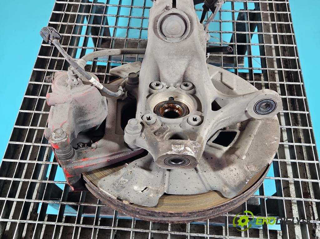 Hyundai I30 III 2016- 2.0 16V 280KM automatic 206 kW 1998 cm3 5- náboj pravé  (Náboj kola)