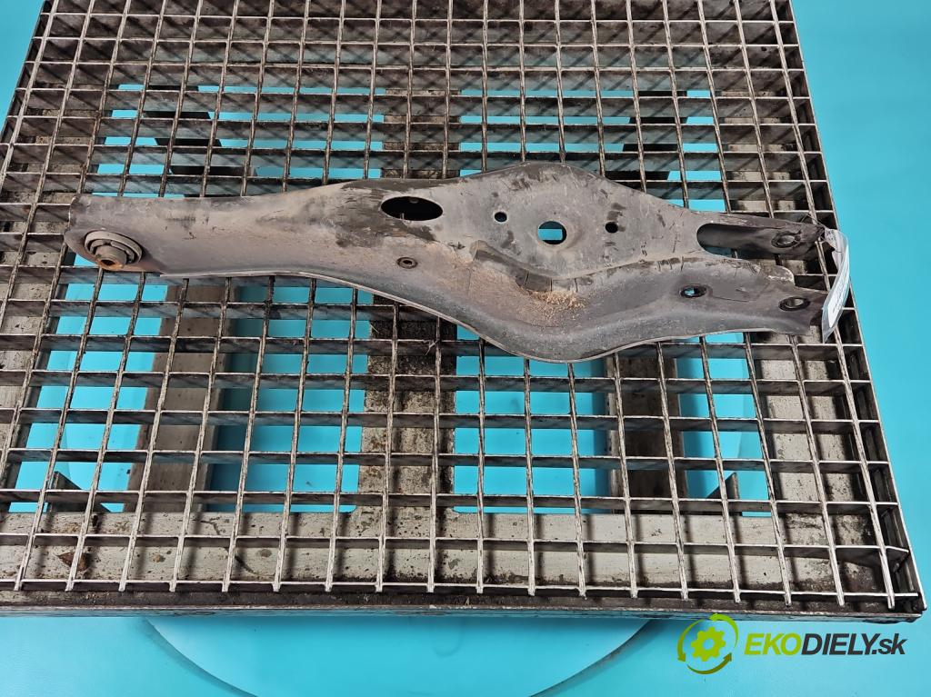 Hyundai I30 III 2016- 2.0 16V 280KM automatic 206 kW 1998 cm3 5- zadní pravý  (Klika dveří ostatní)