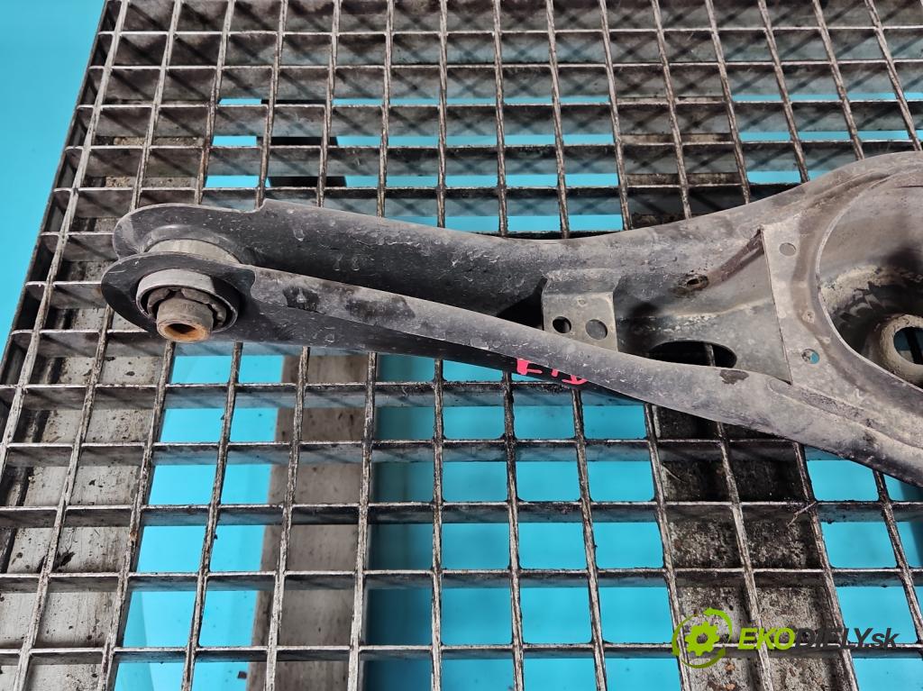 Hyundai I30 III 2016- 2.0 16V 280KM automatic 206 kW 1998 cm3 5- zadní pravý  (Klika dveří ostatní)