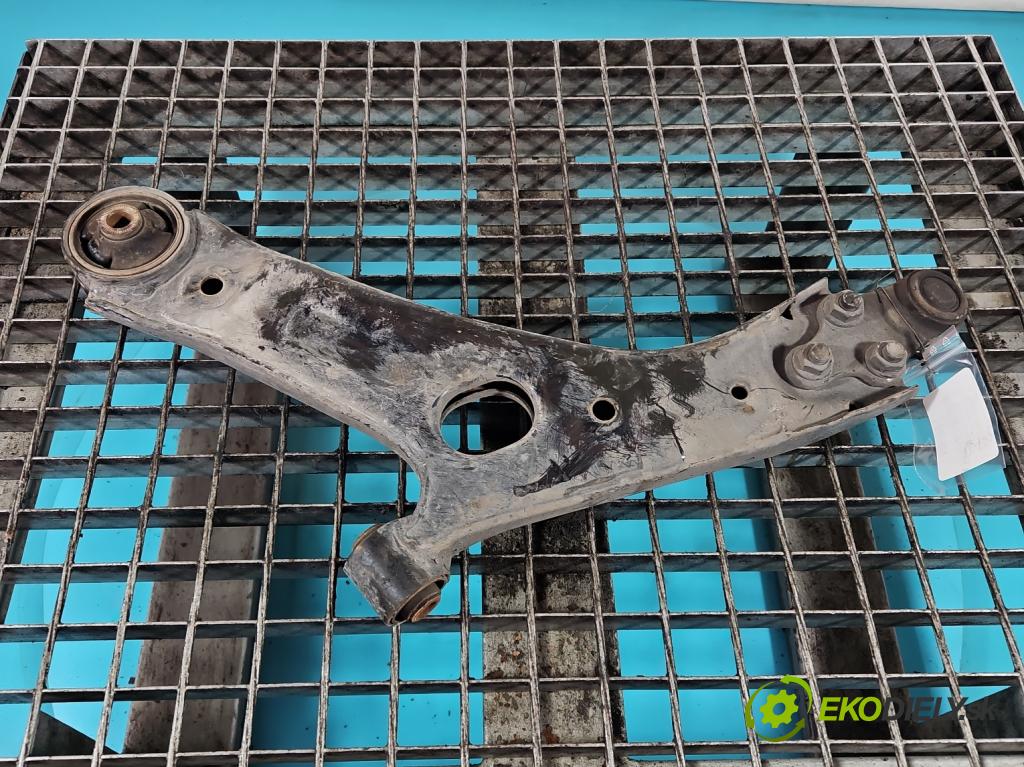 Hyundai Ix35 2.0 CRDI 136hp manual 100 kW 1995 cm3 5- přední pravý (Klika dveří ostatní)