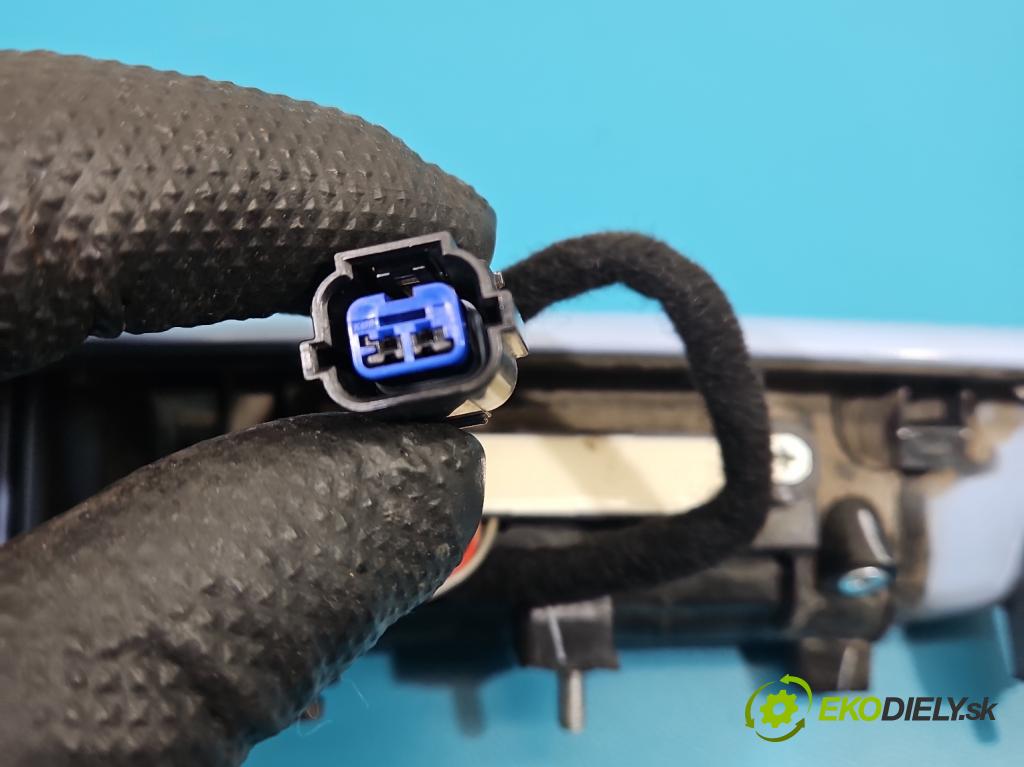 Hyundai I30 III 2016- 2.0 16V 280KM automatic 206 kW 1998 cm3 5- klika kufrových dveří zadní 81720-G4000