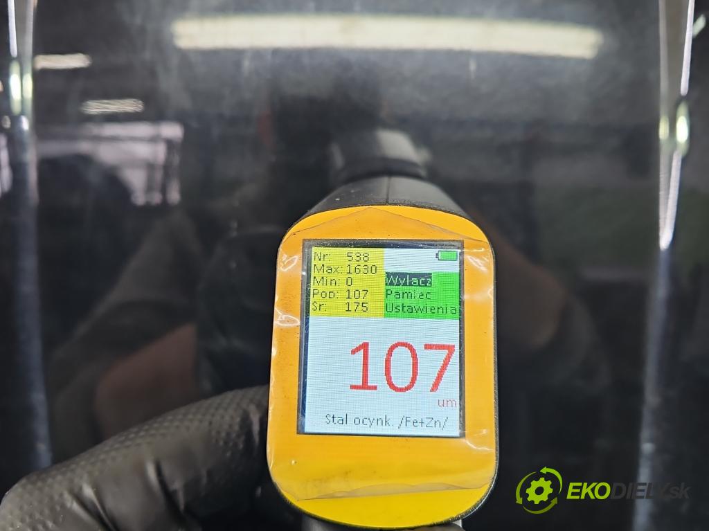 Skoda Superb III 2015-2024 2.0 tdi 150 hp automatic 110 kW 1968 cm3 5- kapota přední