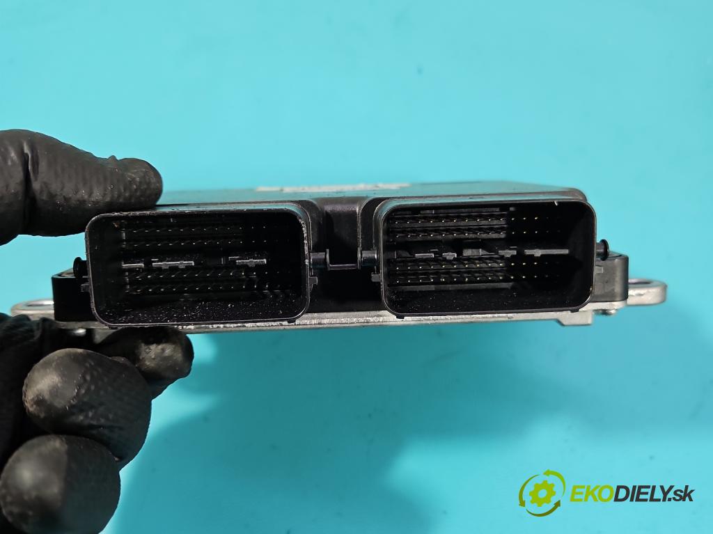 Mazda 6 II GH 2007-2012 2.0 16V 147 hp manual 108 kW 1998 cm3 5- řídící jednotka motoru LF4J18881E